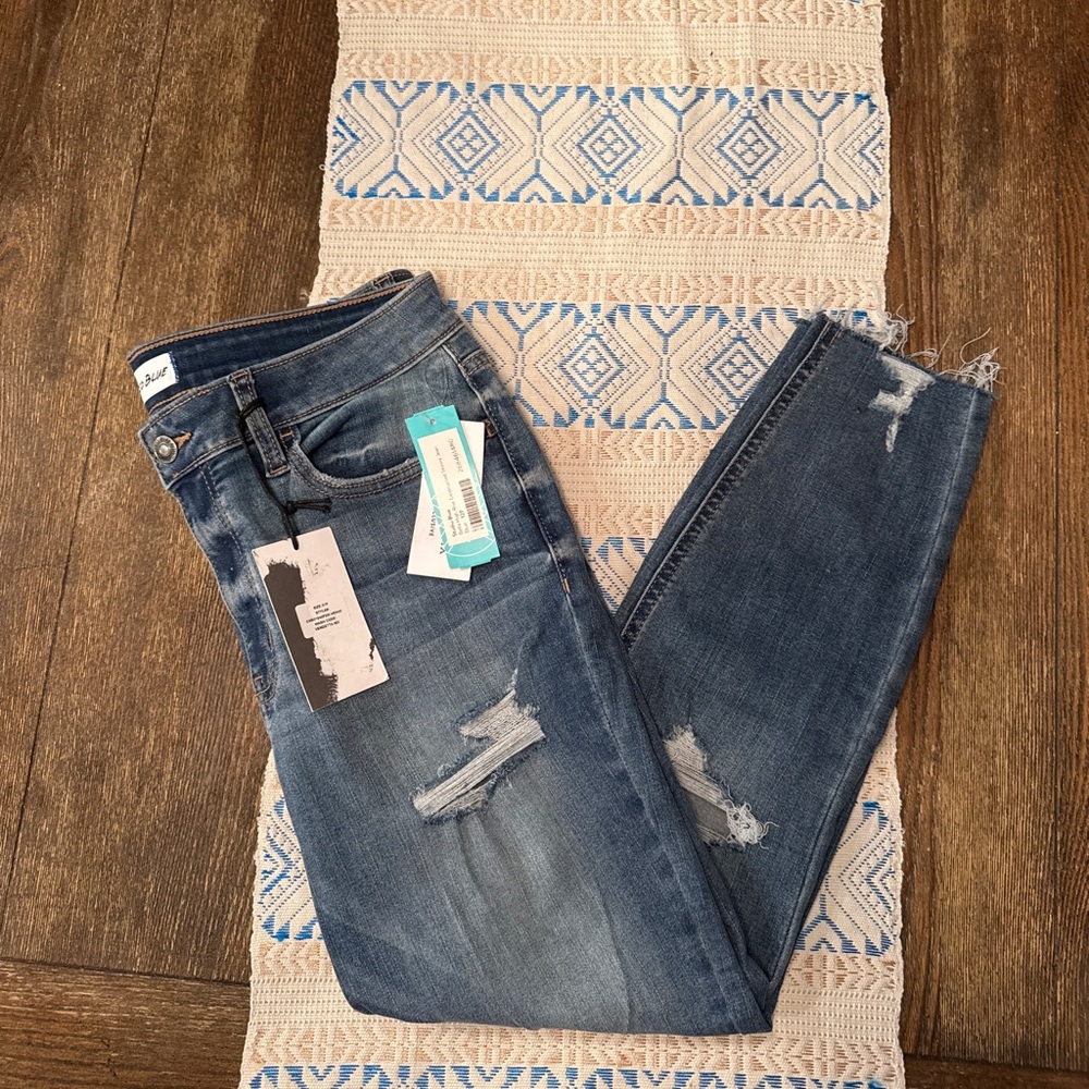 Studio Blue ripped jeans